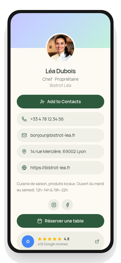 Léa Dubois's Lynko profile shown on a phone